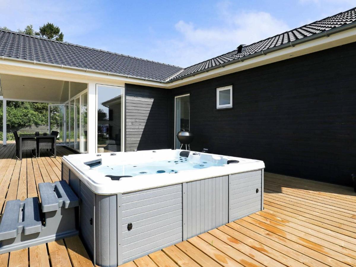 14 Person Holiday Home In V Ggerl Se Boto By Exterior photo